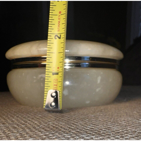 Vintage Genuine Alabaster Hand Carved Trinket Jewelry Box Floral Hinged Lid - Picture 9 of 10